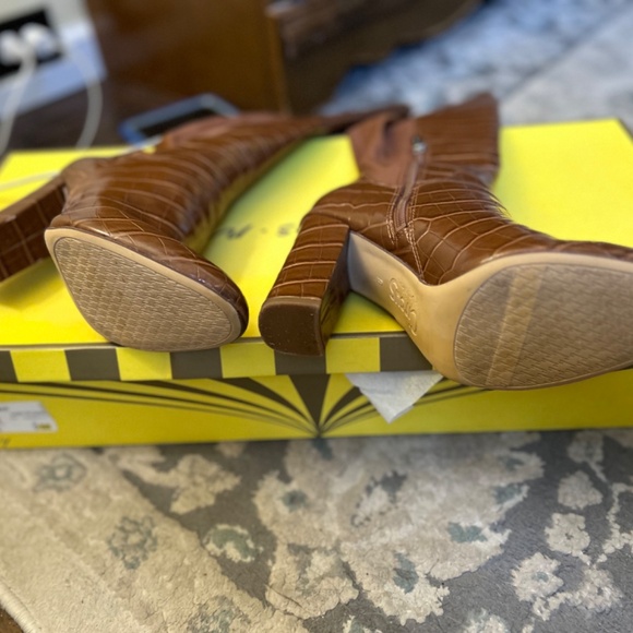 Croc effect boots - Picture 6 of 10